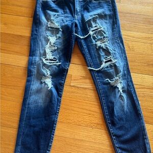 KanCan Distressed Blue Ankle Jeans